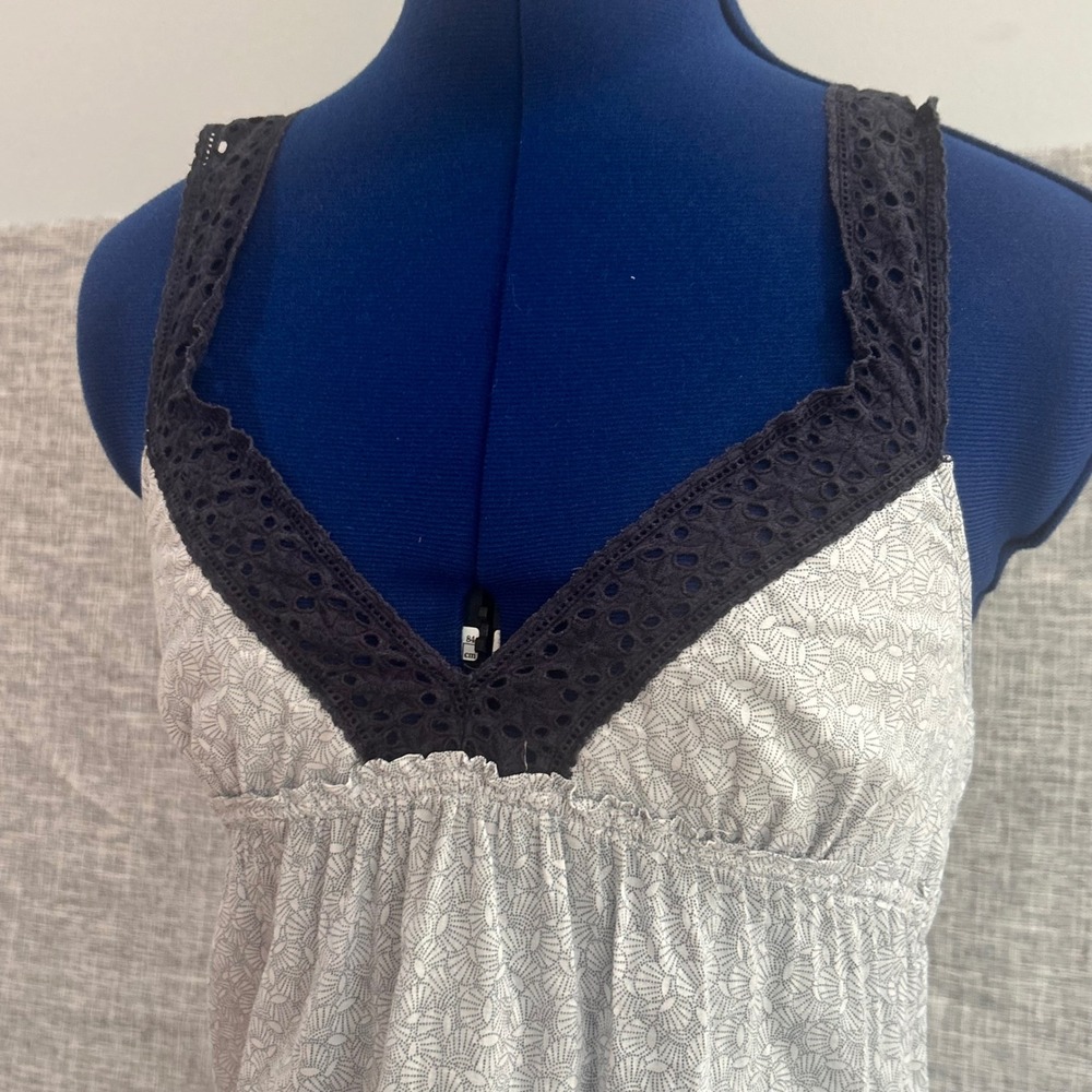 Abercrombie Babydoll Camisole Small Eyelet Navy Lace Y2K Coquette Boho 2000s - Picture 3 of 16